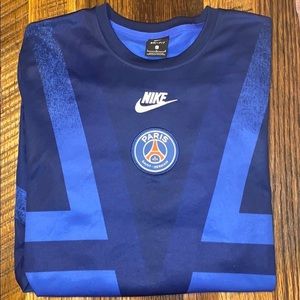 NWOT 2019 Paris Saint Germain long sleeve